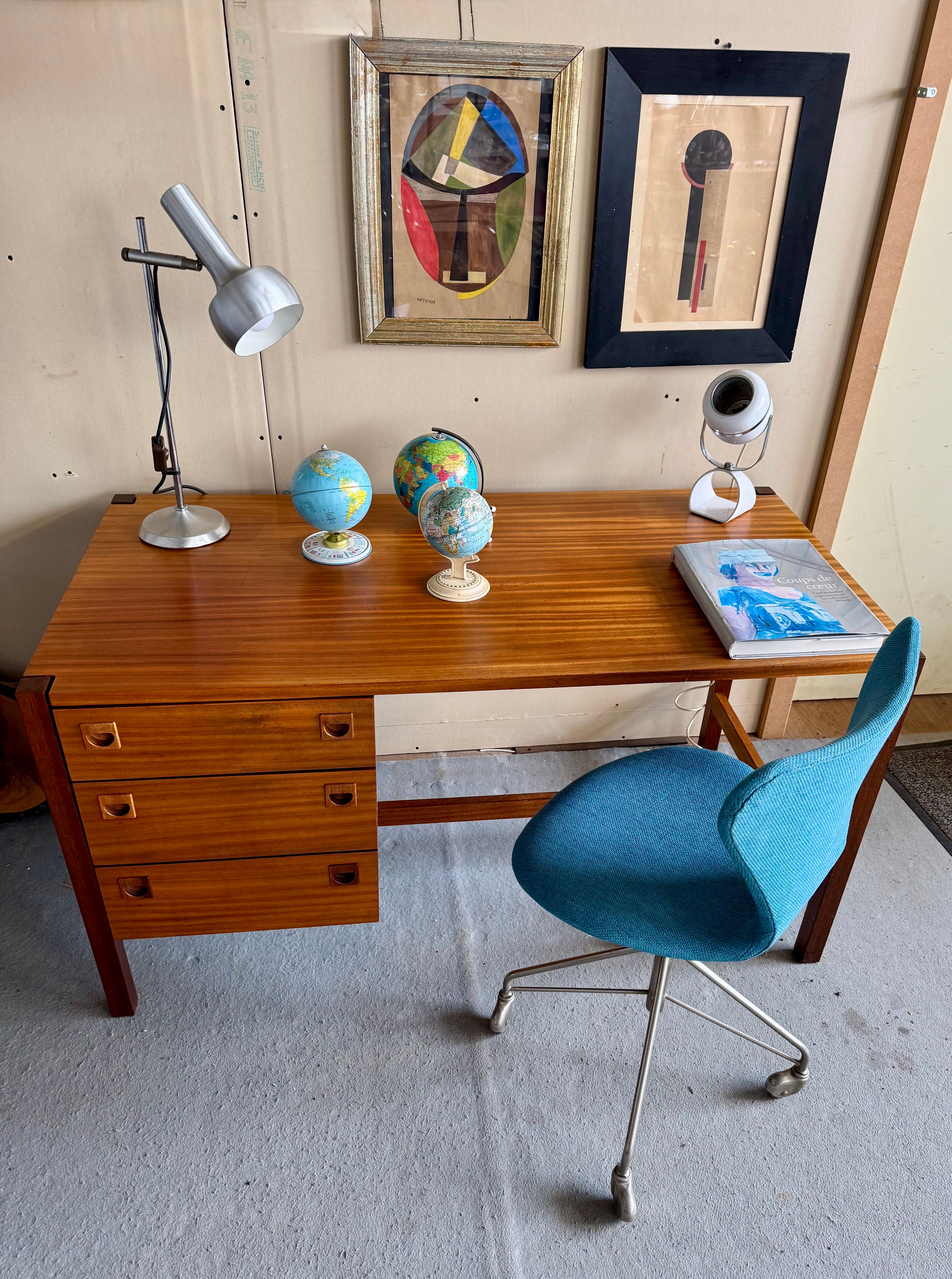 Bureau André Monpoix en Teck année 1960