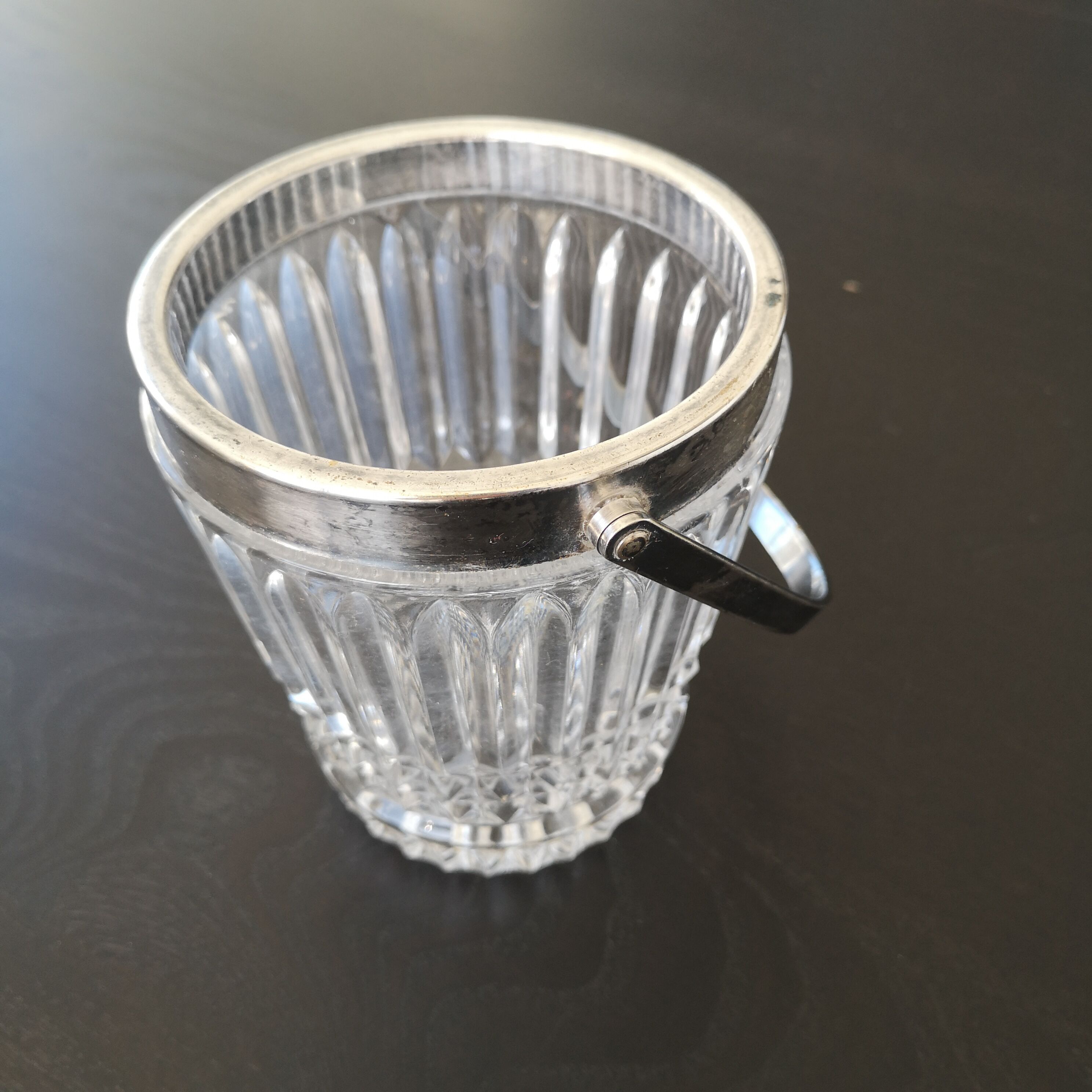 Ice bucket bevelled glass