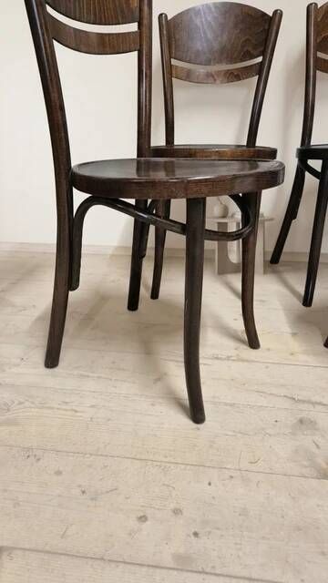Set of 4 ton wooden dining chairs, 20th century, czechoslovak, 90 × 46 cm