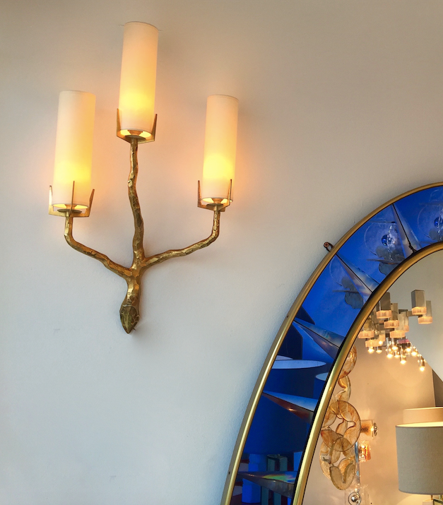 Arlus Publisher. Pair of appliques in gilded bronze