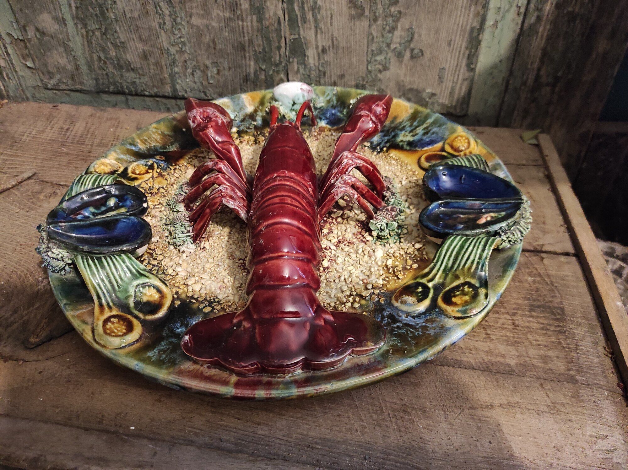 Portuguese Palissy plate depicting a lobster, 19th century