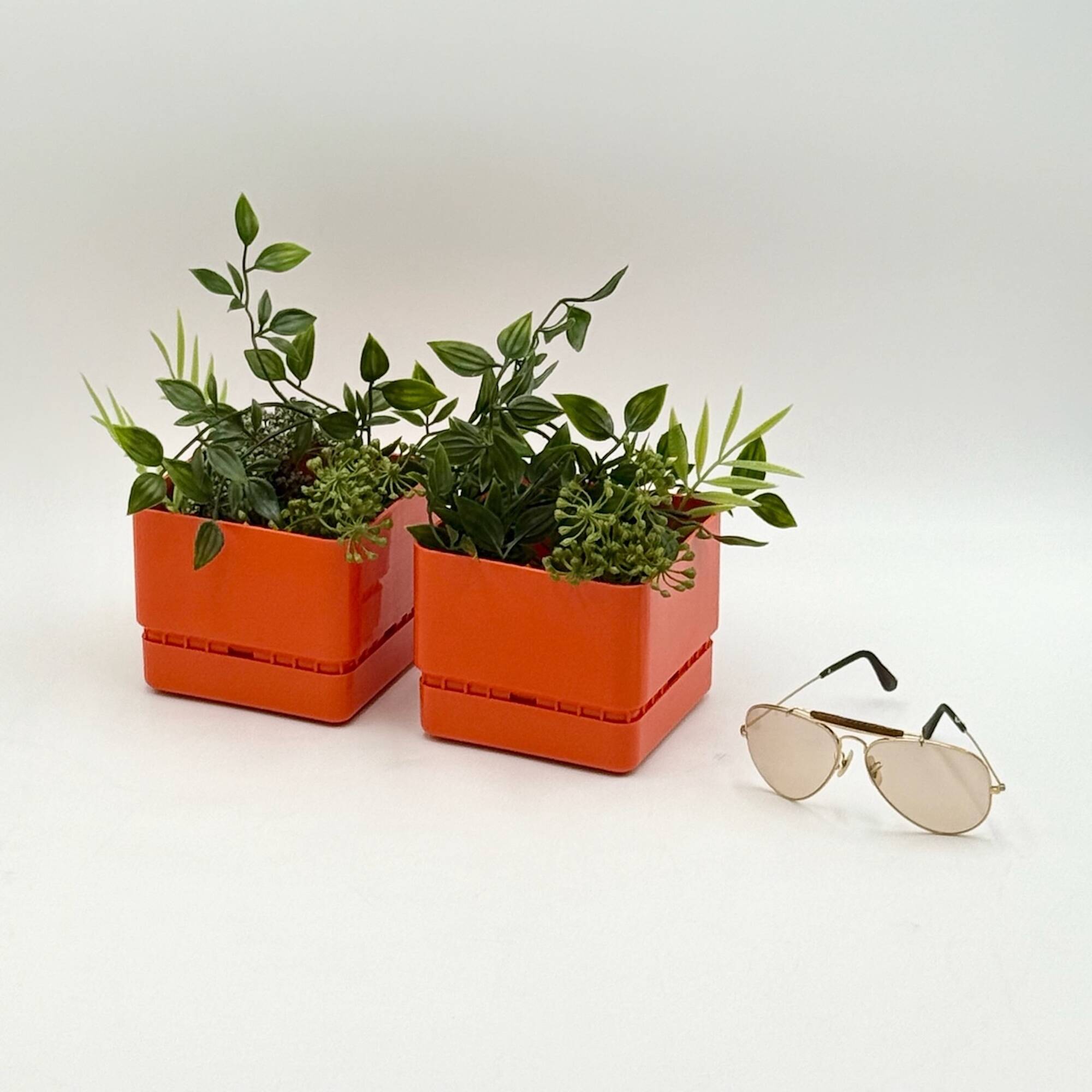 Set of 2 Orange Plastic Planters by Vastill, Italy, 1970s