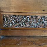 Indonesian low-sided bench