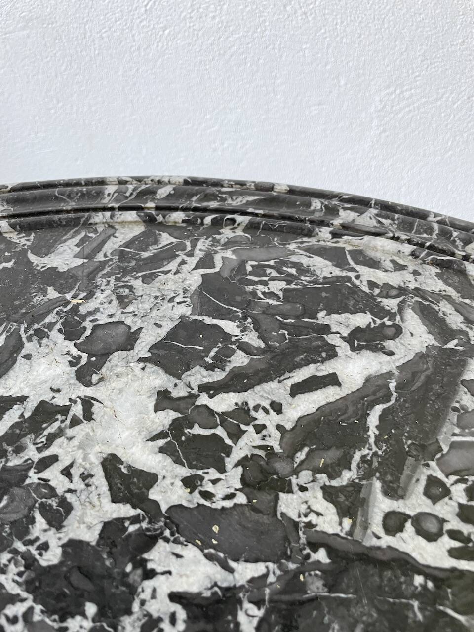 Empire walnut and marble pedestal table, late 19th century