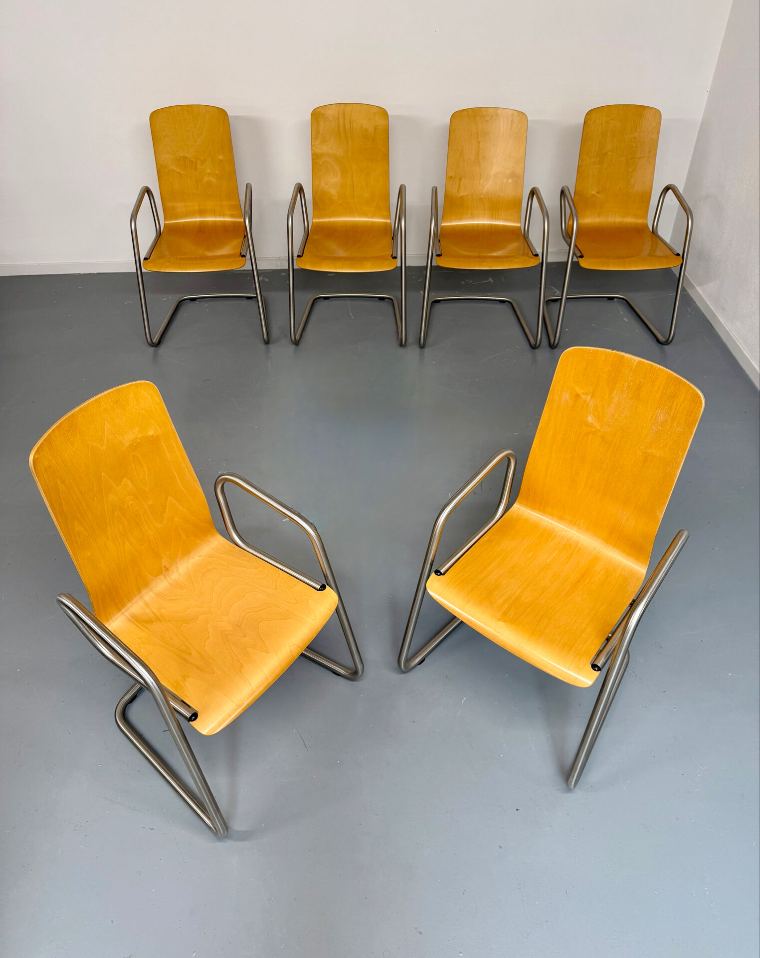 Set of 6 cantilever chairs from the Zumsteg Collection, moulded wood, 1980s.
