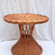 Table d’appoint artisanale vintage en osier tressé