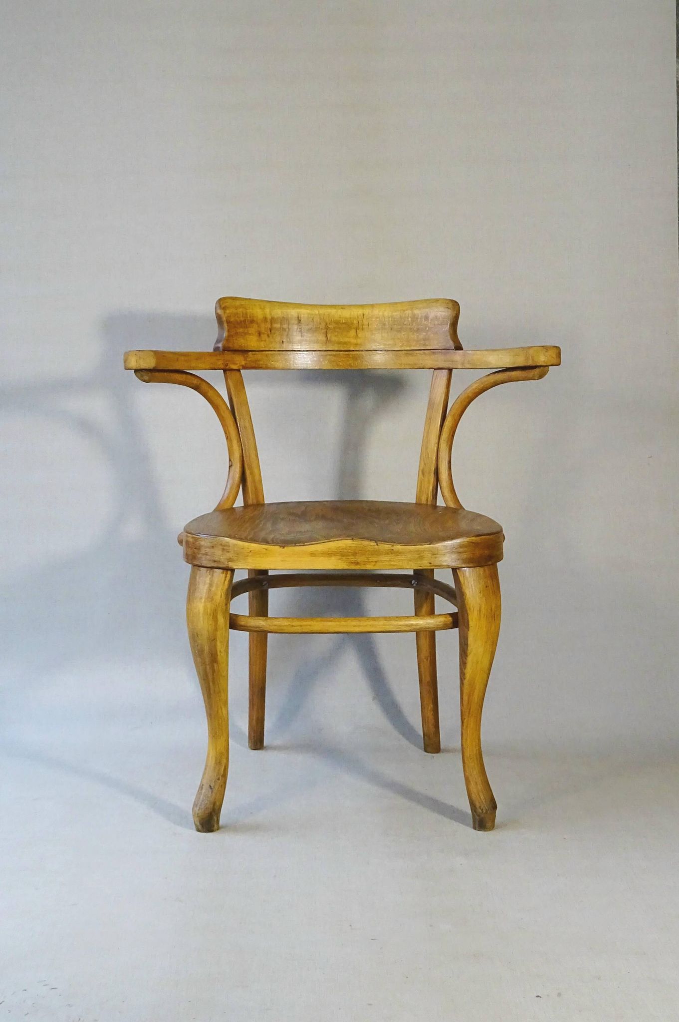 Thonet office chair No. 6150 from 1911, saddle wood seat - Bentwood -