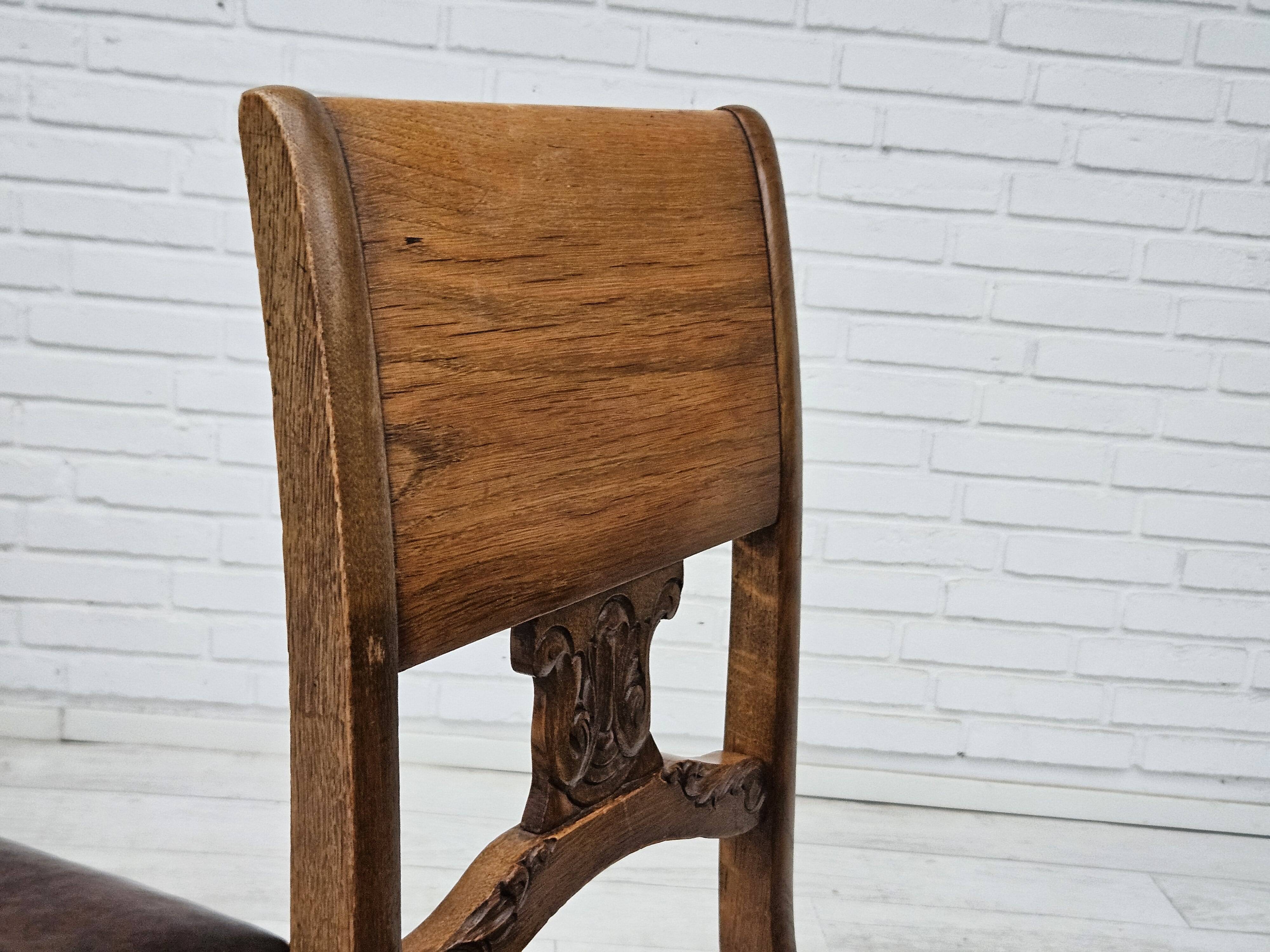 Suite de 6 chaises scandinaves années 30, bon état d'origine.