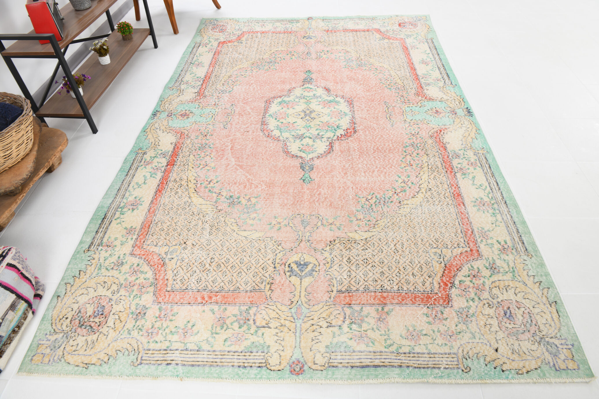 Pink madallion carpet rug 310x199cm