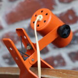 Seventies orange clip spot