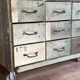 Meuble de métier à tiroirs