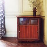Furniture bar pivotant