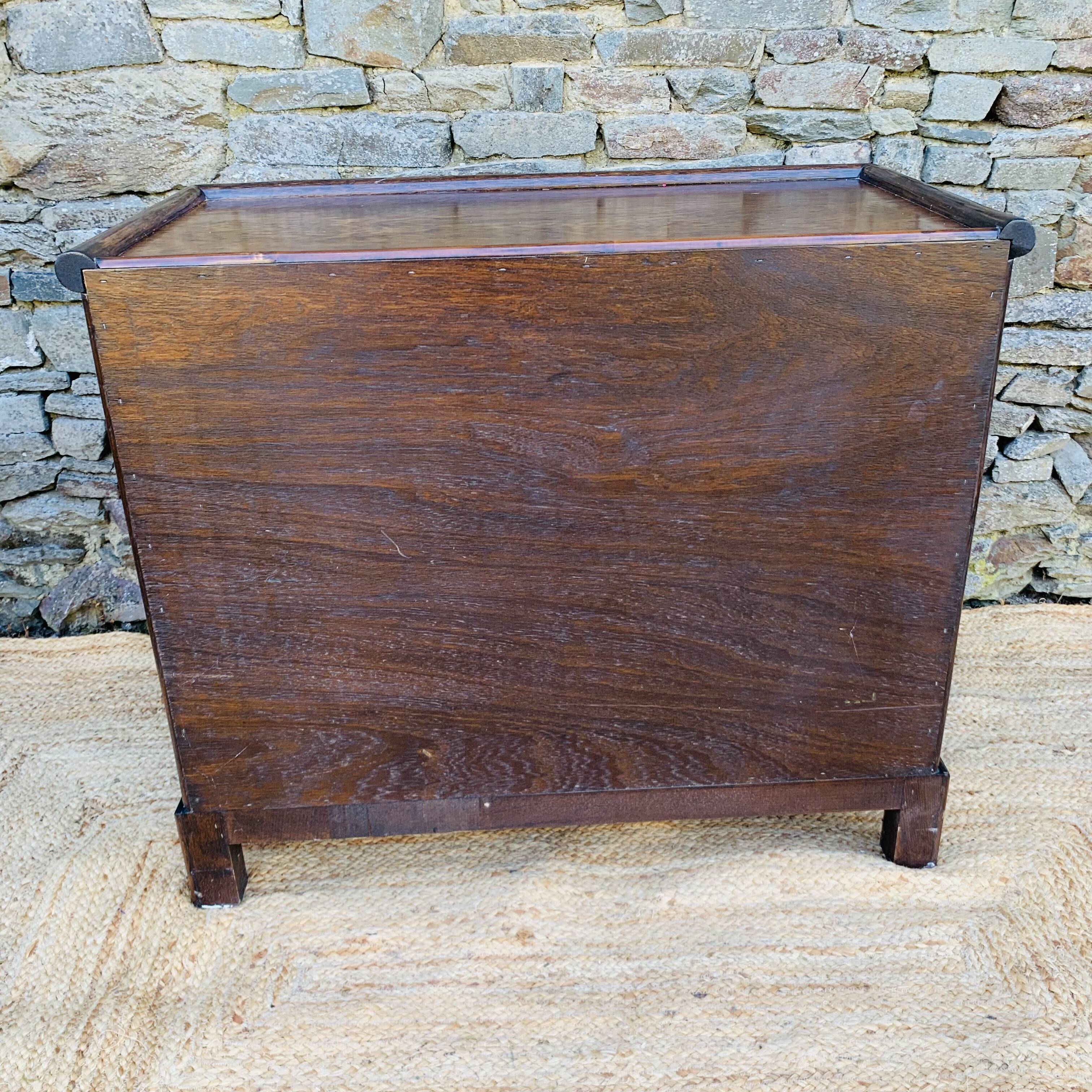 Vintage chest of drawers