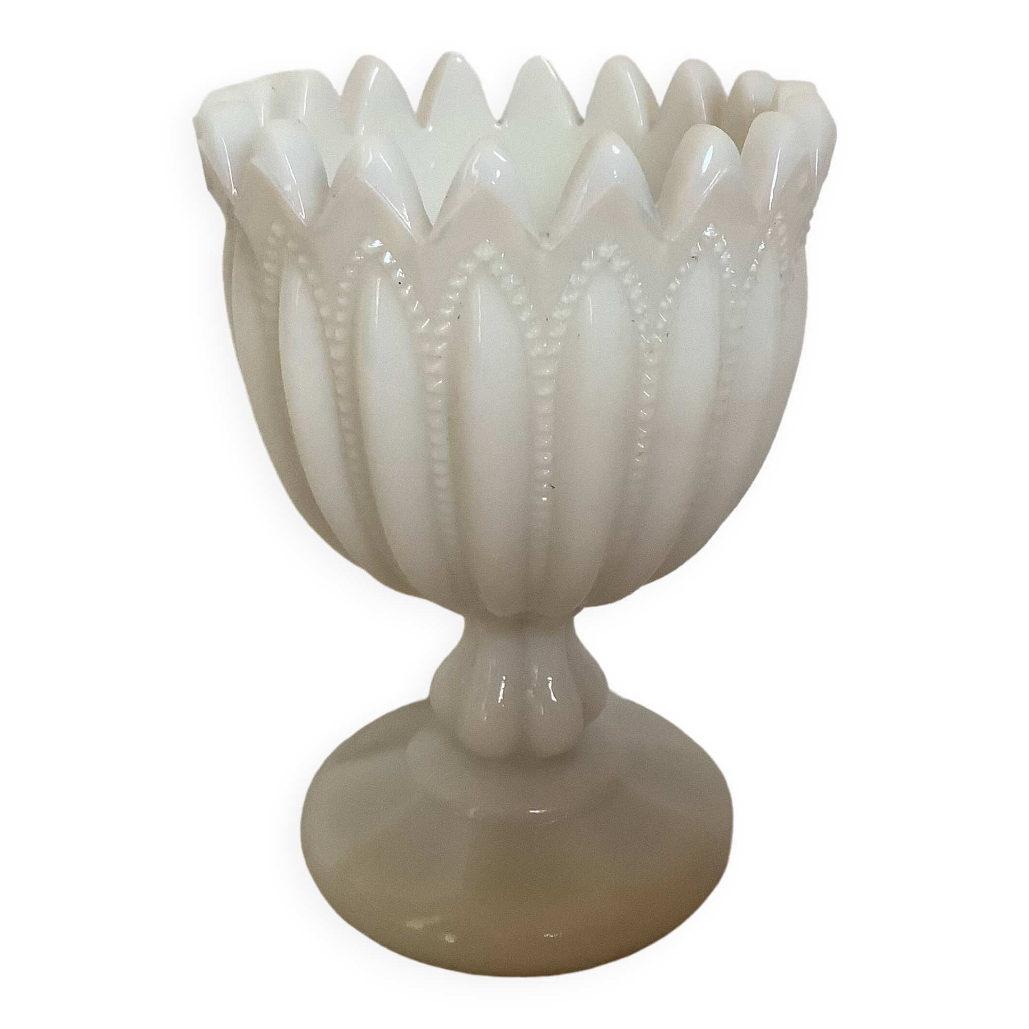 Opaline pearl chalice ring