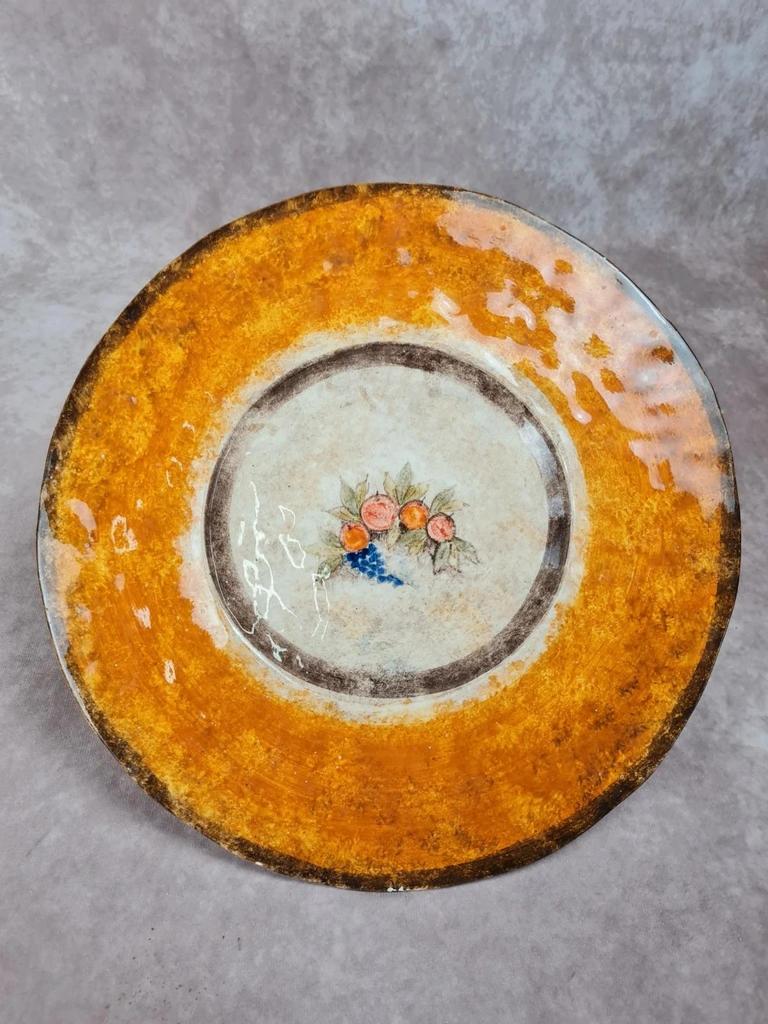 Old plate in Italian faience – Gubbio – C.a.f.f.