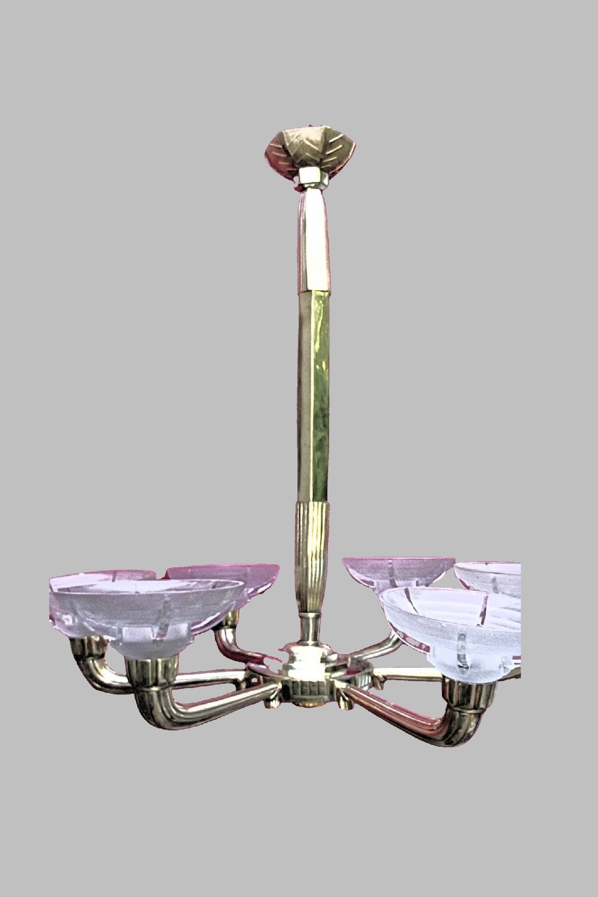 Important Art Deco chandelier in gilded bronze
