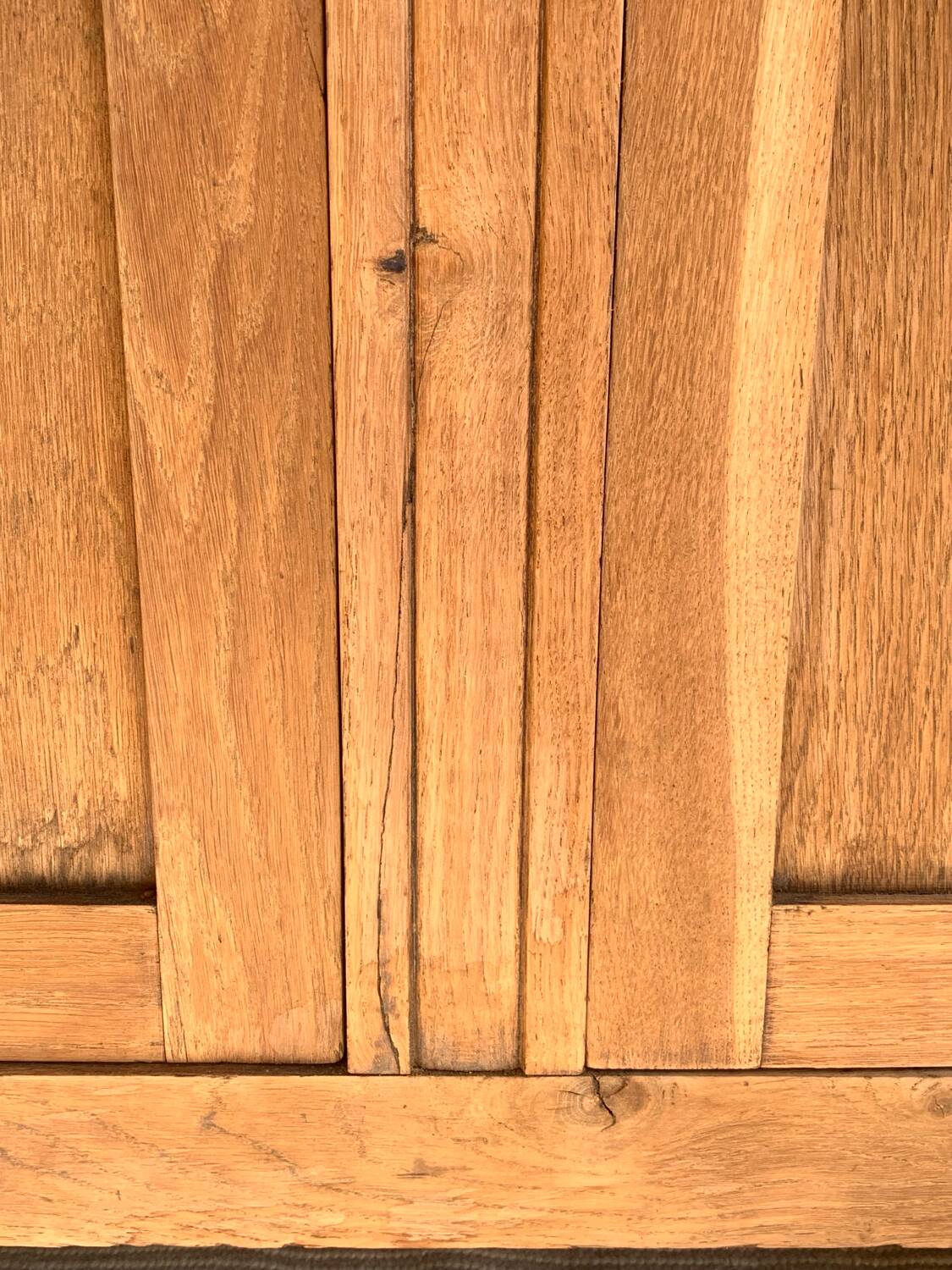 Art Deco glass cabinet