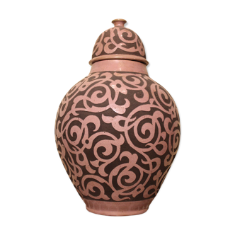 Pottery vase