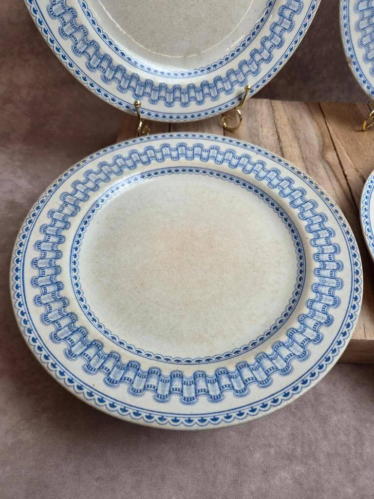 Set of 4 antique English flat plates B.p.w.&m. Milan – Ironstone