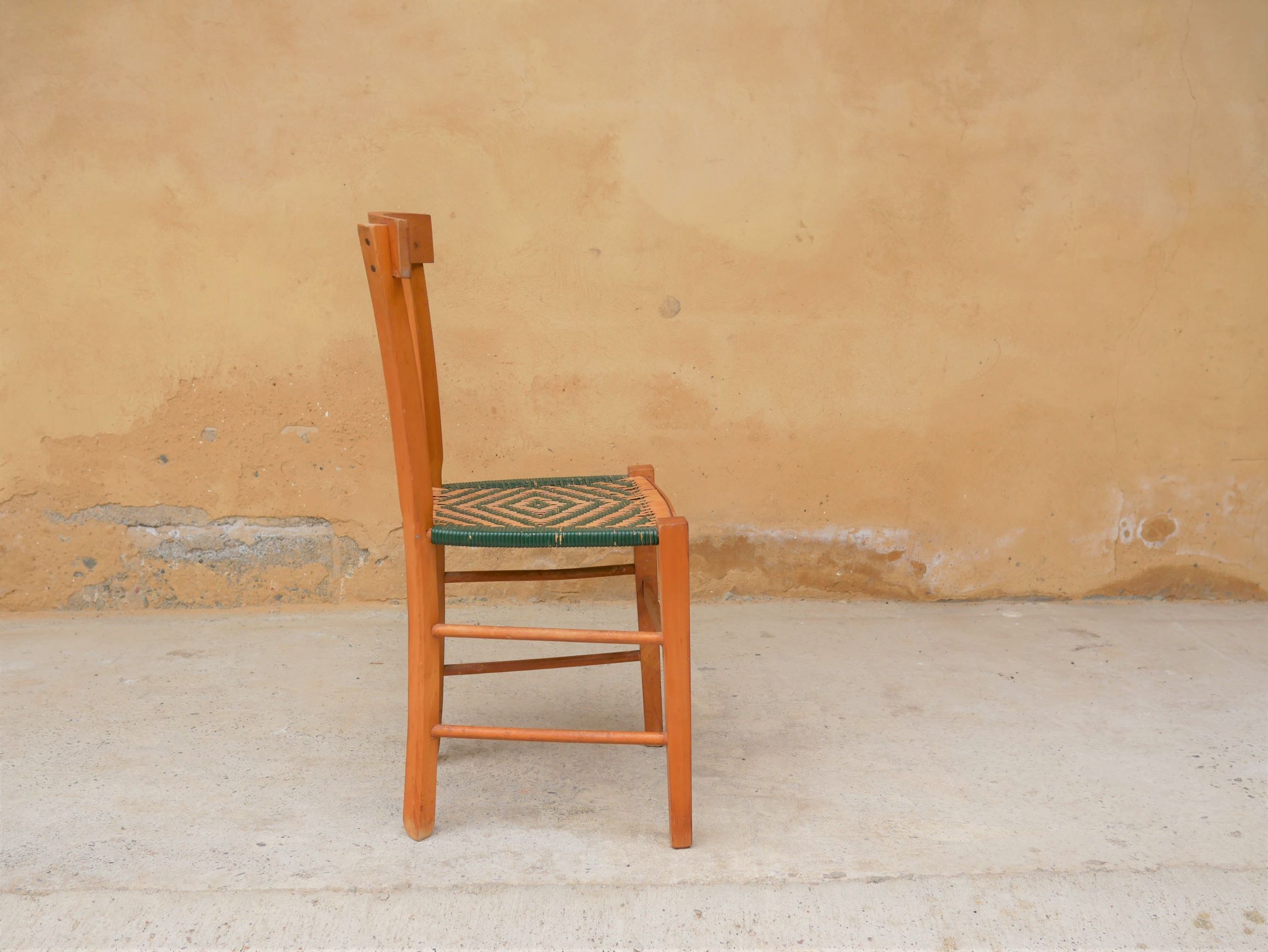 Wooden and rattan countryside canne chair