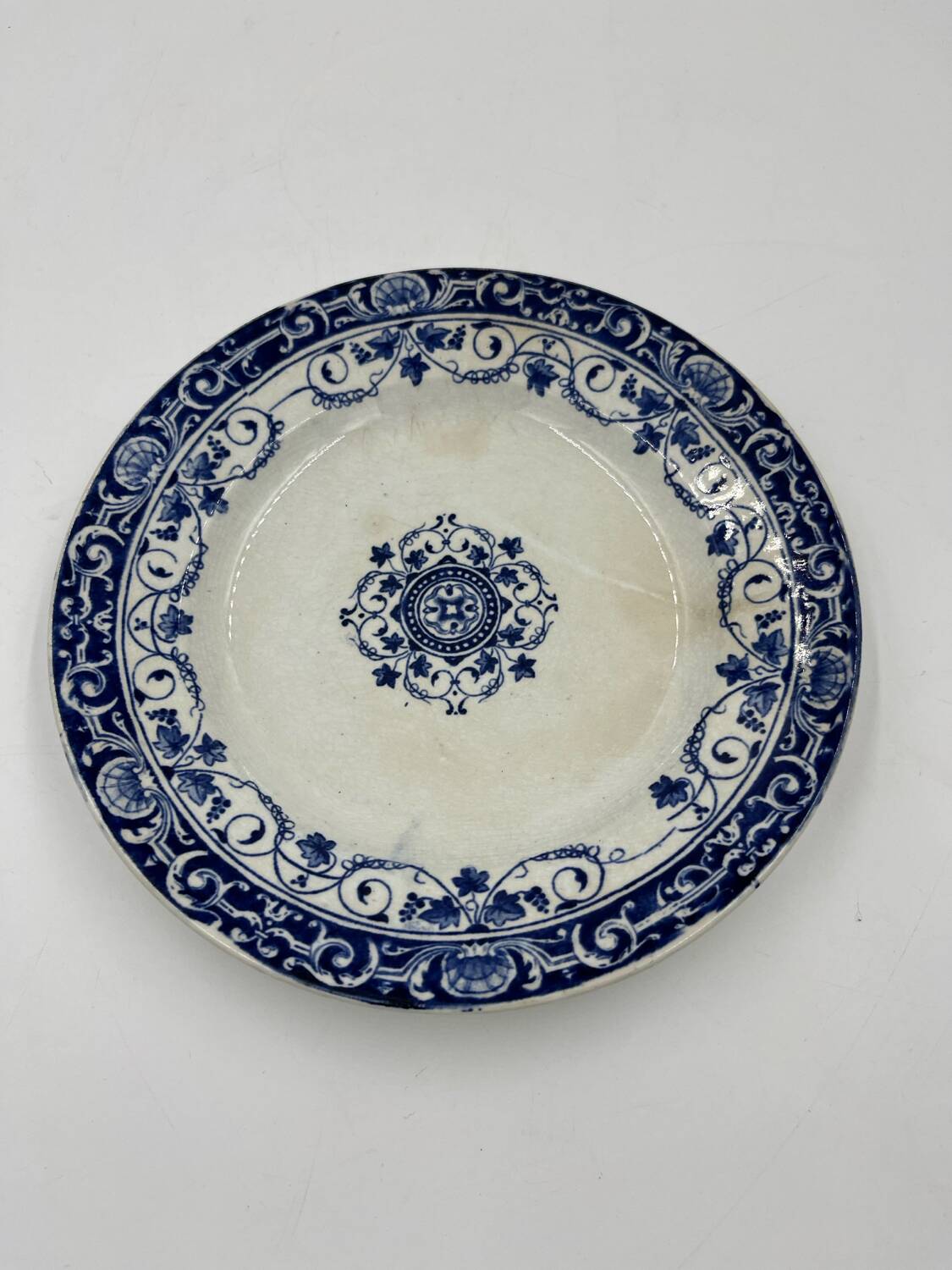Longwy Louis XV plate