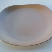 Stoneware plates