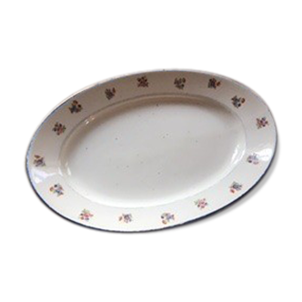 Plat ancien ovale en porcelaine