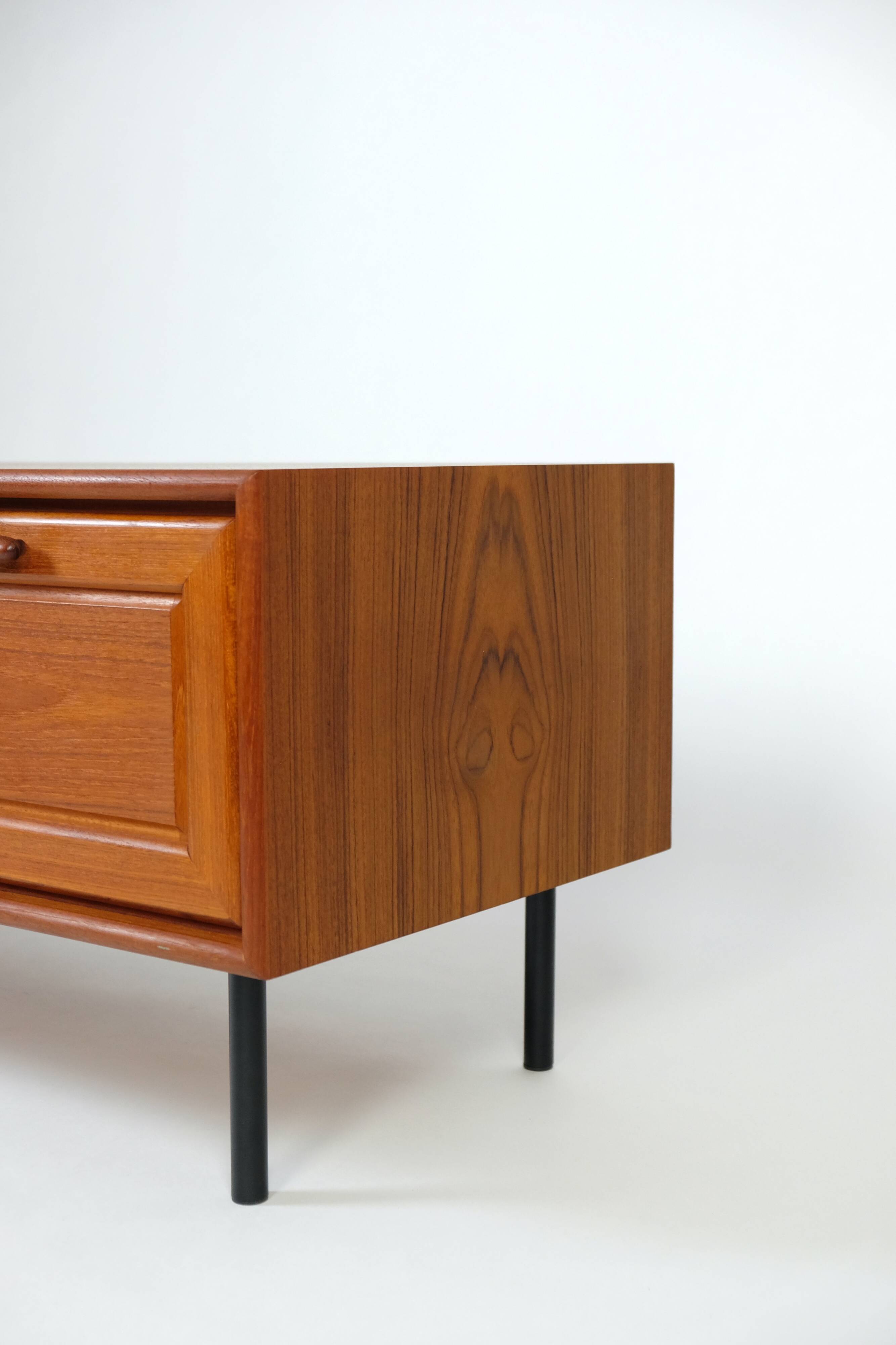 Vintage teak lowboard chest of drawers sideboard drawers 60s 70s