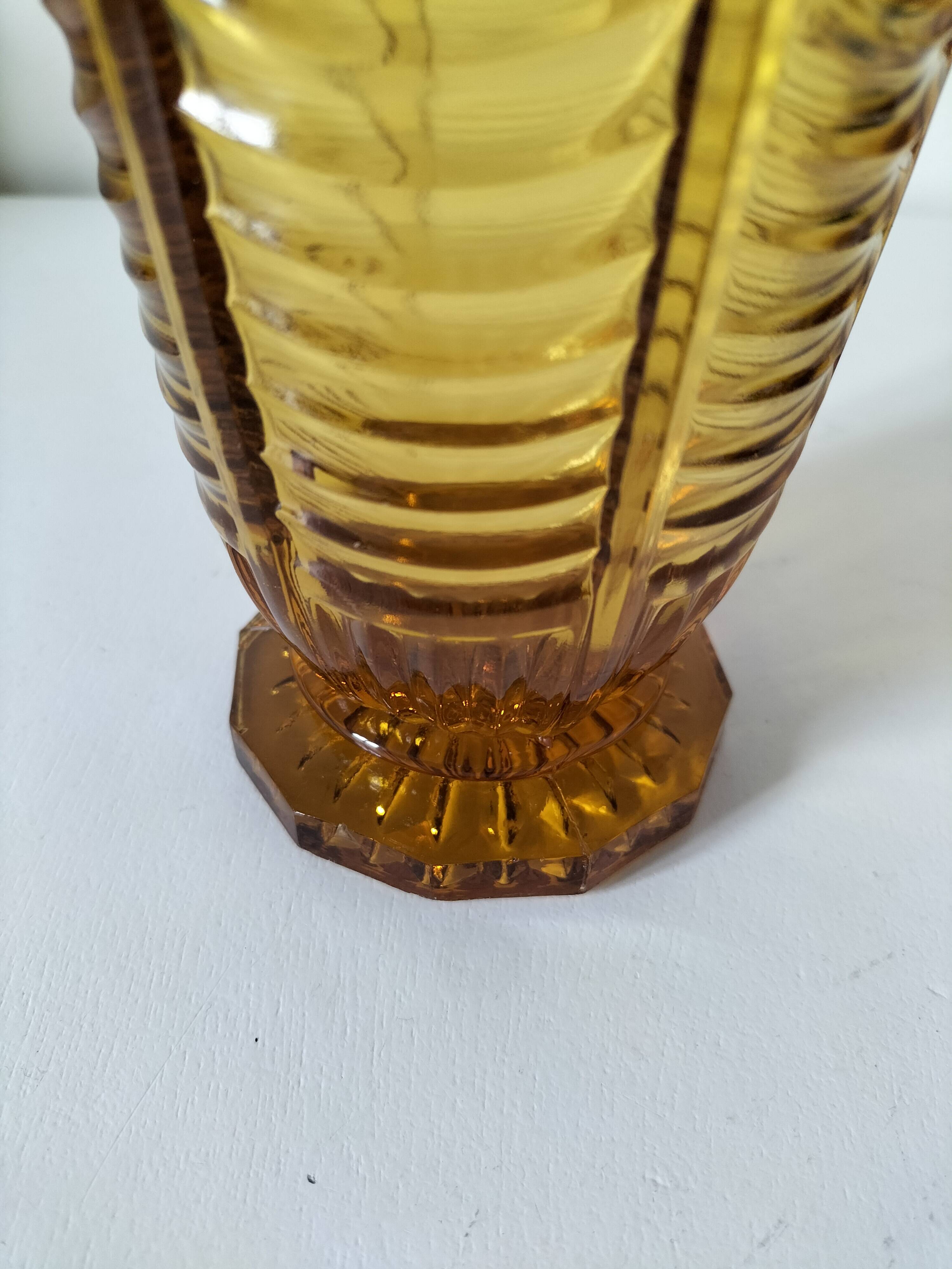 Art Deco vase in molded pressed glass, amber color