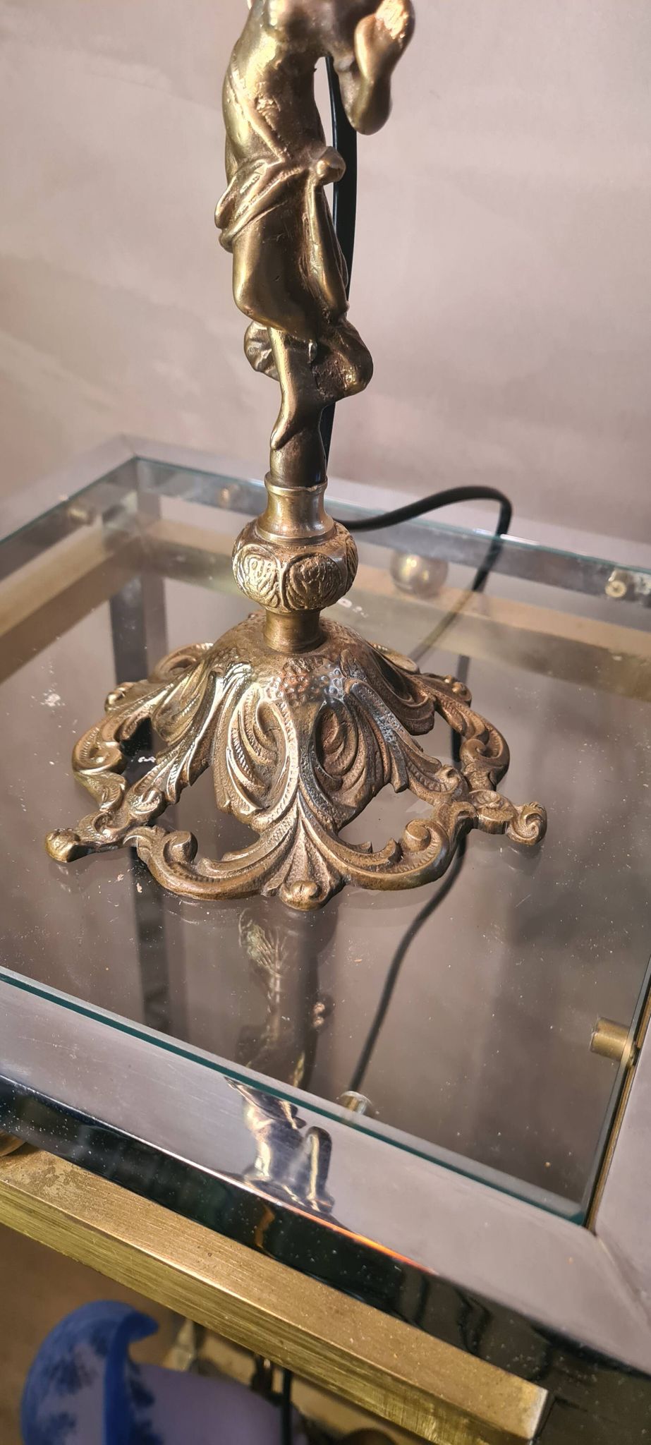 small bronze lamp with very beautiful glass paste tulip 40x14 electricity ok