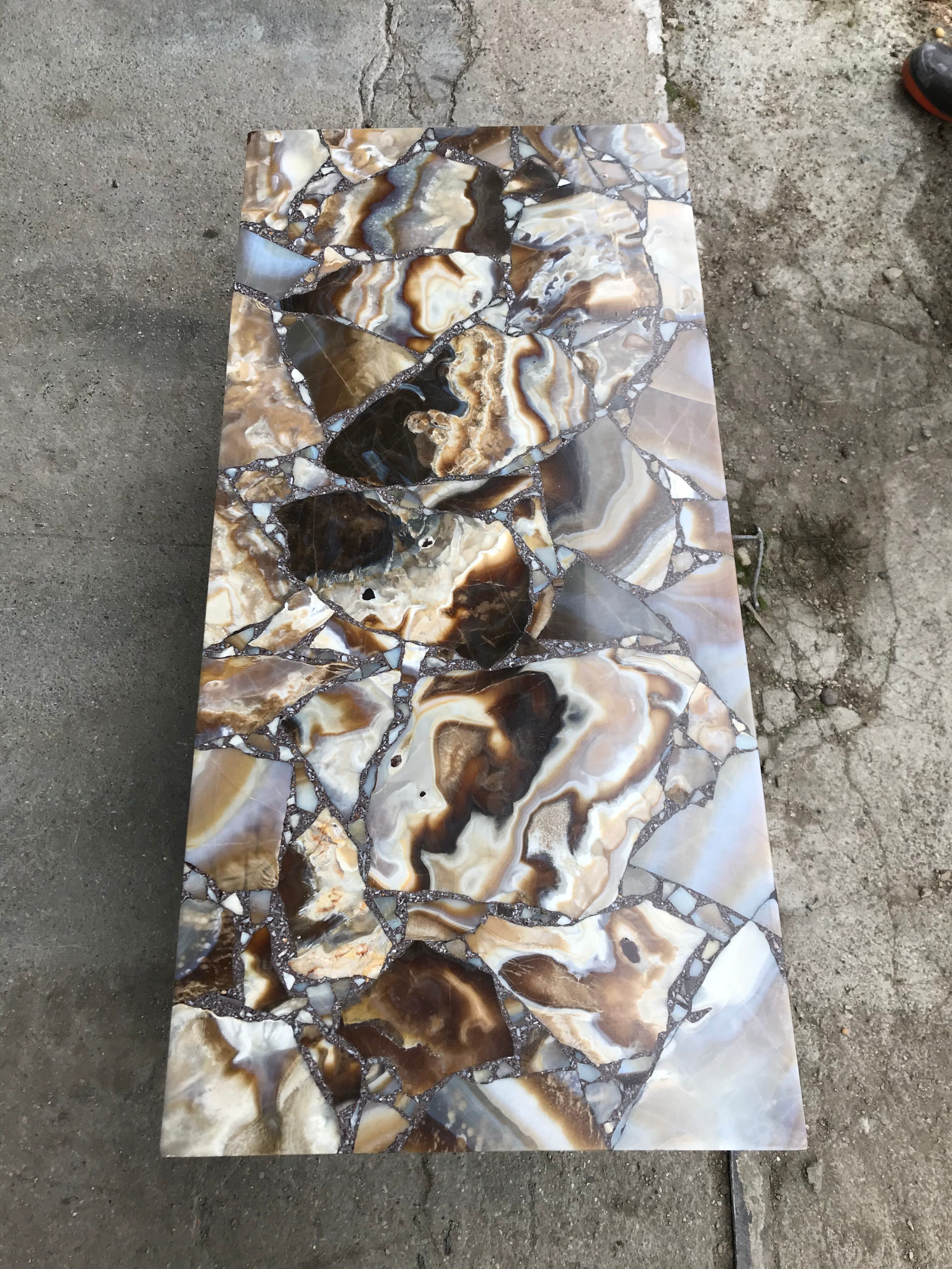 1970 coffee table in polished Madagascar aragonite