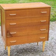 Vintage chest of drawers from the 50s in blond oak 4 drawers conical legs