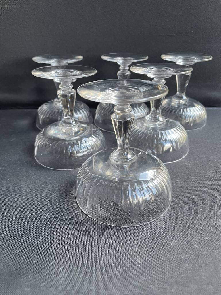6 Baccarat champagne glasses – Art Nouveau