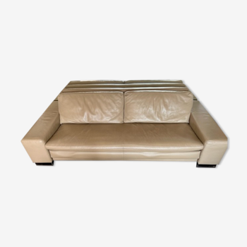 Casa Nova Madison 3 seater sofa in dove leather, metal base, smooth seat