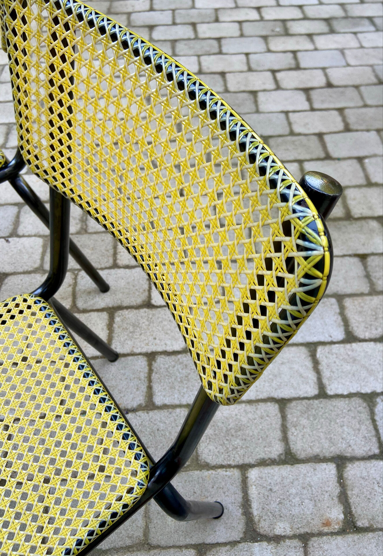 Pair of Art-Prog chairs from the 1950s.