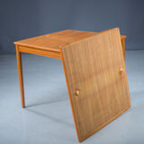 Danish Teak Model 28 Extendable & Reversible Side Table by Poul Hundevad for Hundevad & Co., 1960s