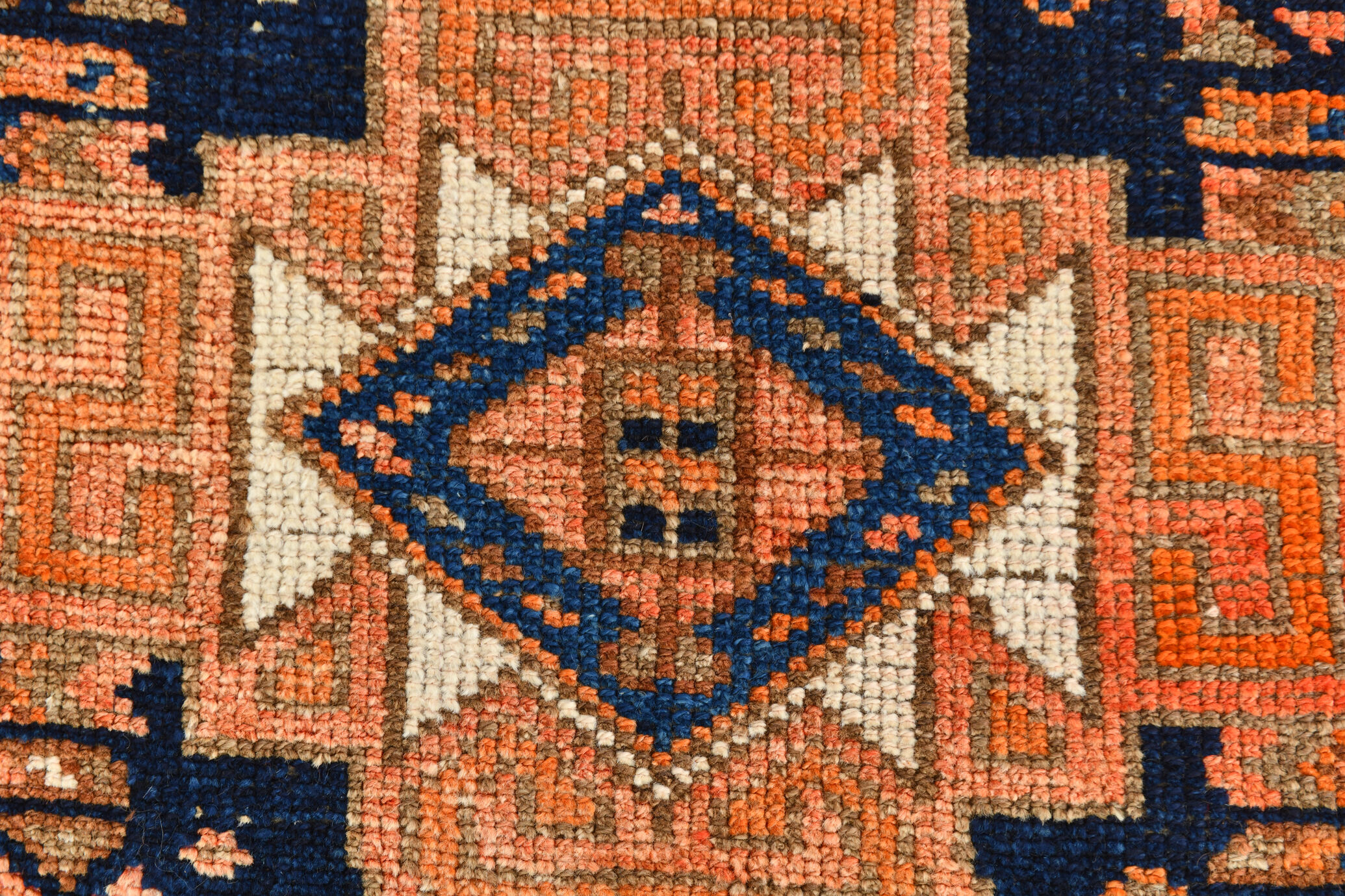 4x10 Wide Vintage Runner Rug, 110x323Cm