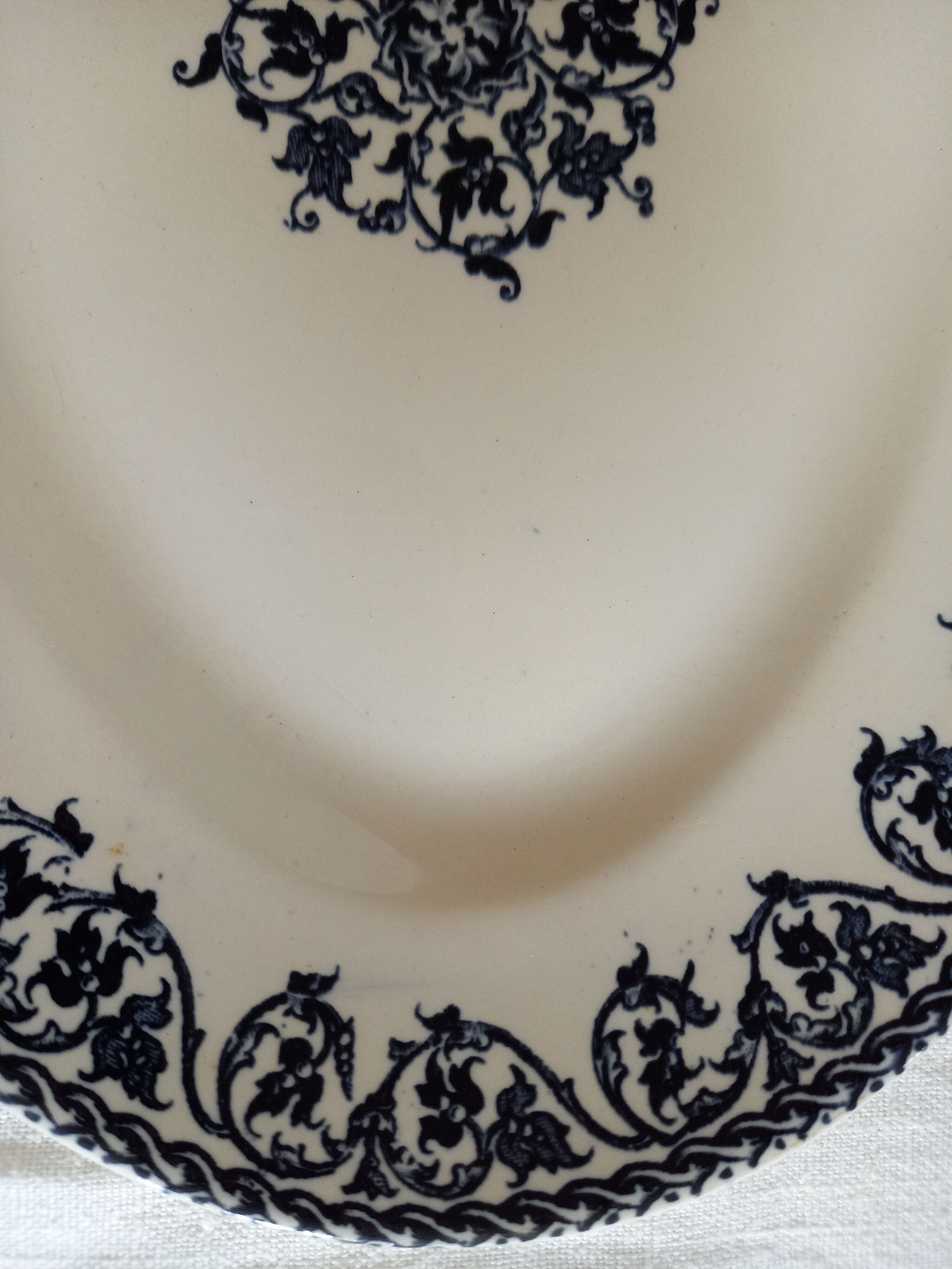Oval dish Terre de Fer, Brienne model, Manufacture HB&Cie