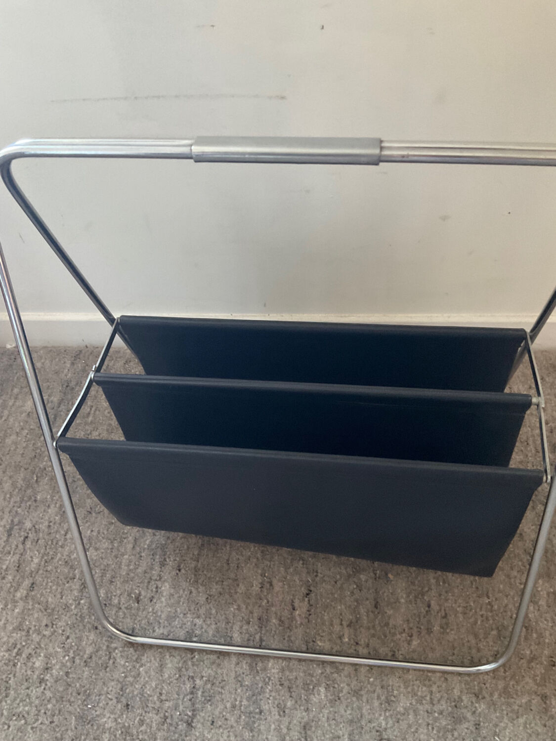 Vintage folding magazine rack from the 70s