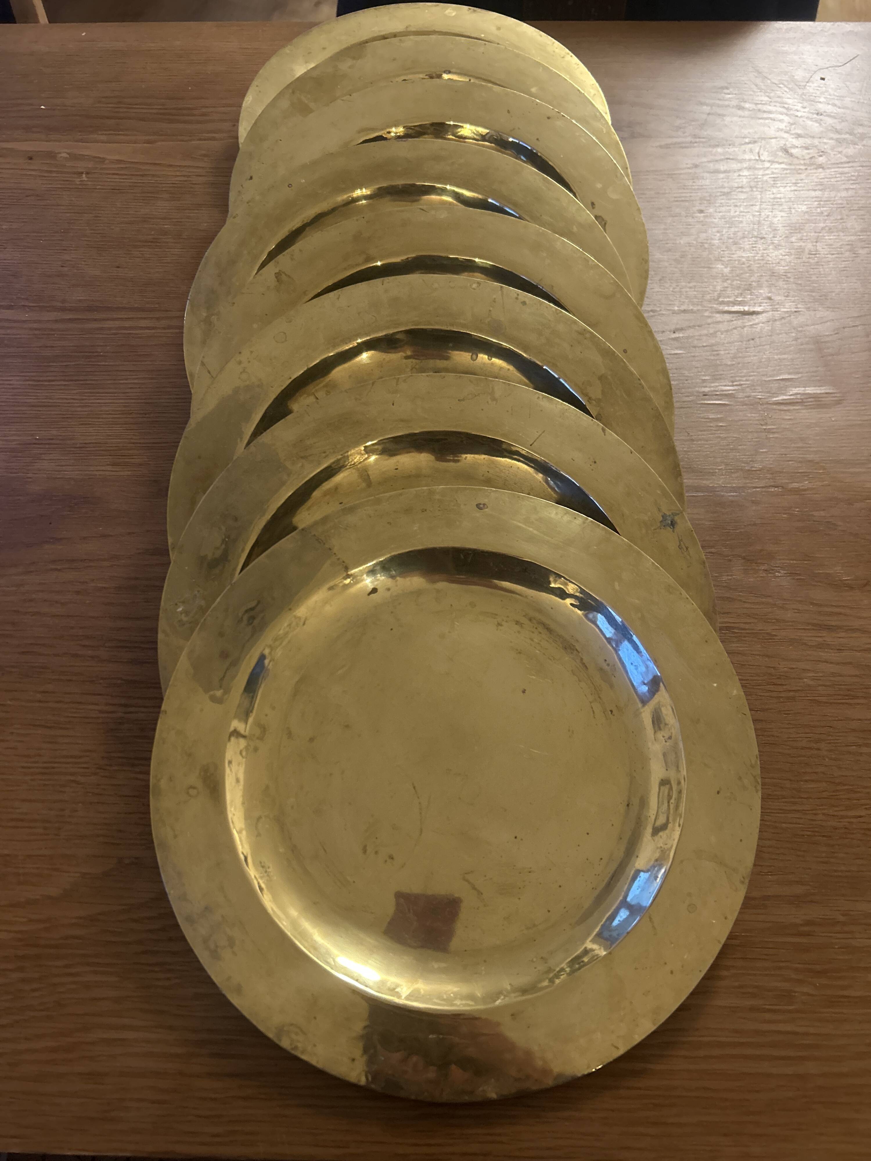 Round brass plates