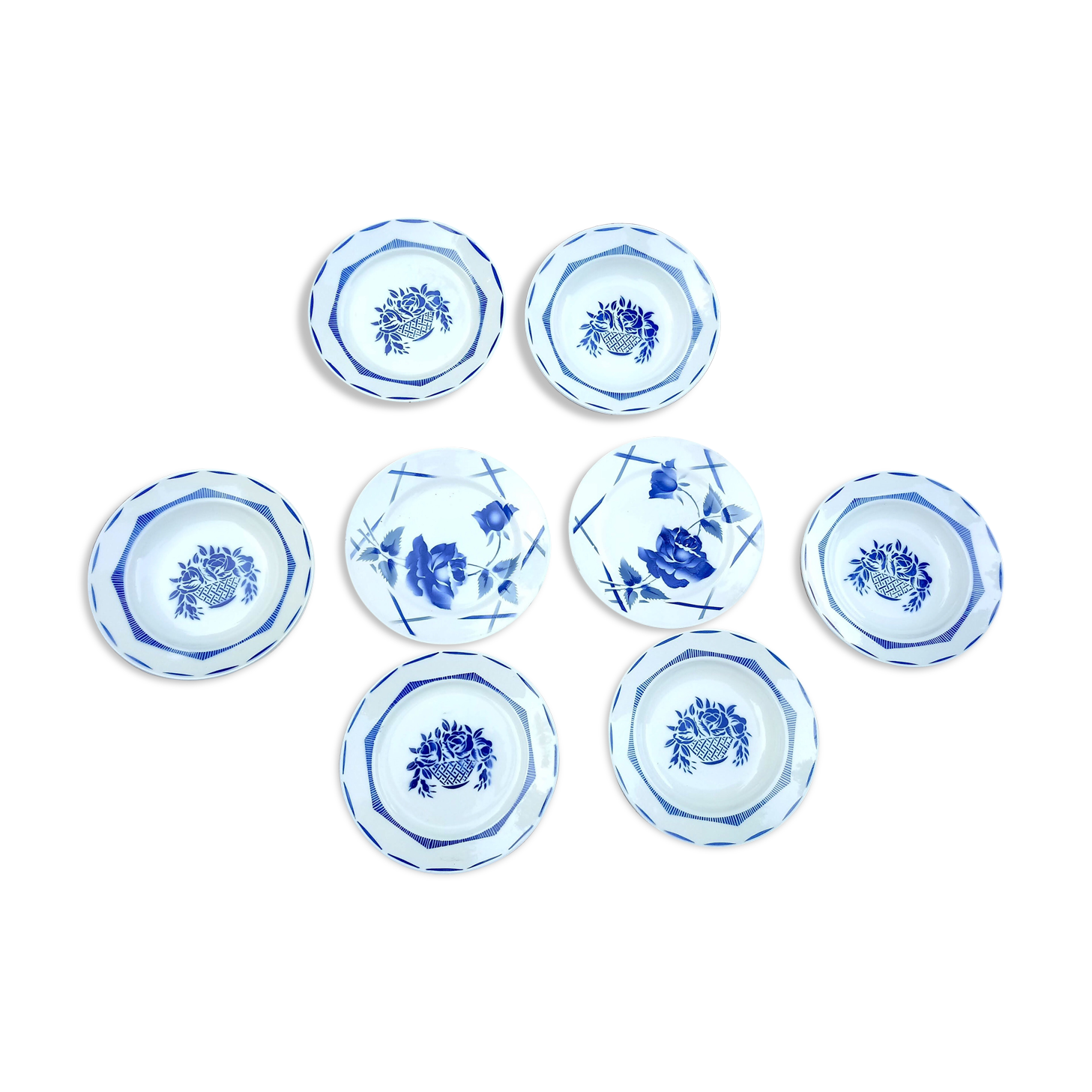 Vintage plates 50's blue