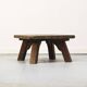 Table basse brutaliste en chêne