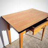 Boarding office 1960