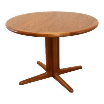 Round korup dining table 2x extendable 'damsholte'