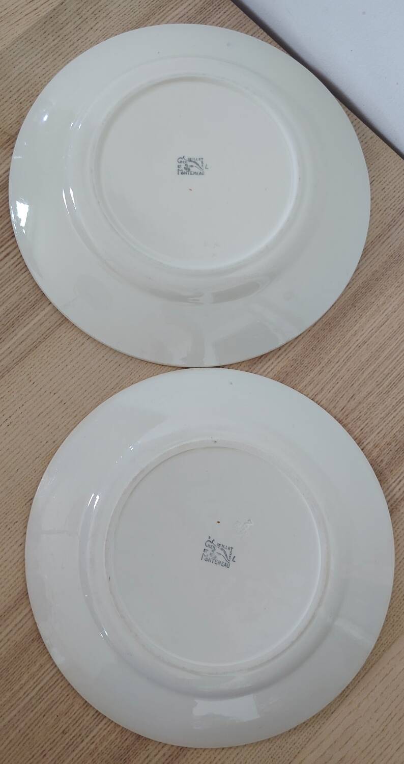 Set of two serving plates from Creil and Montereau