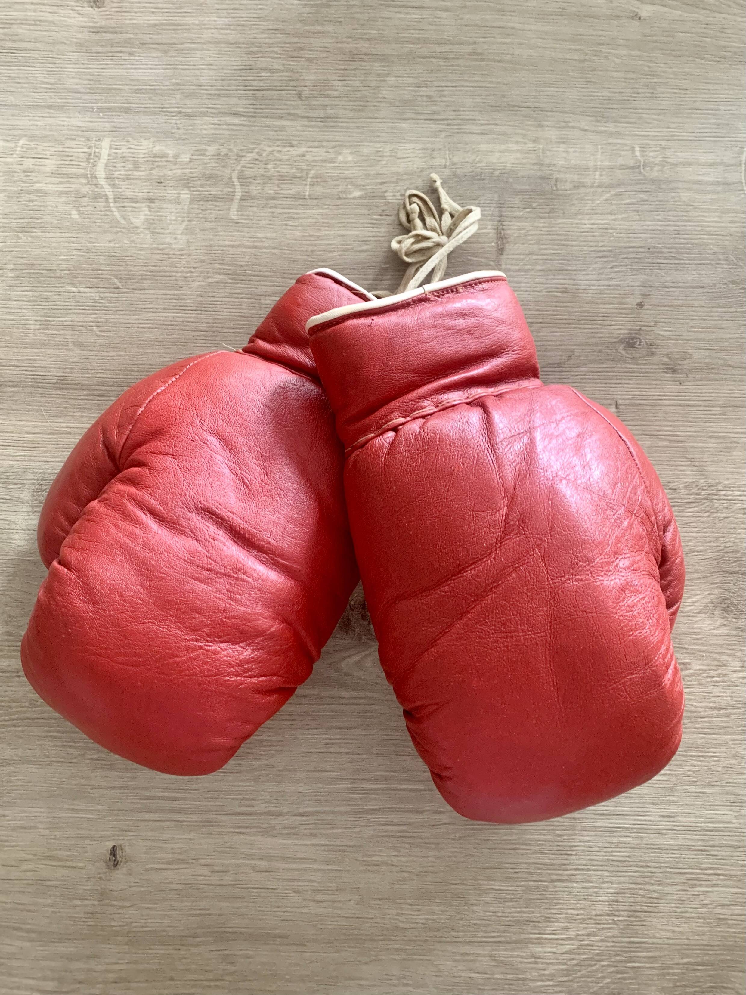 Vintage boxing gloves,  Size L