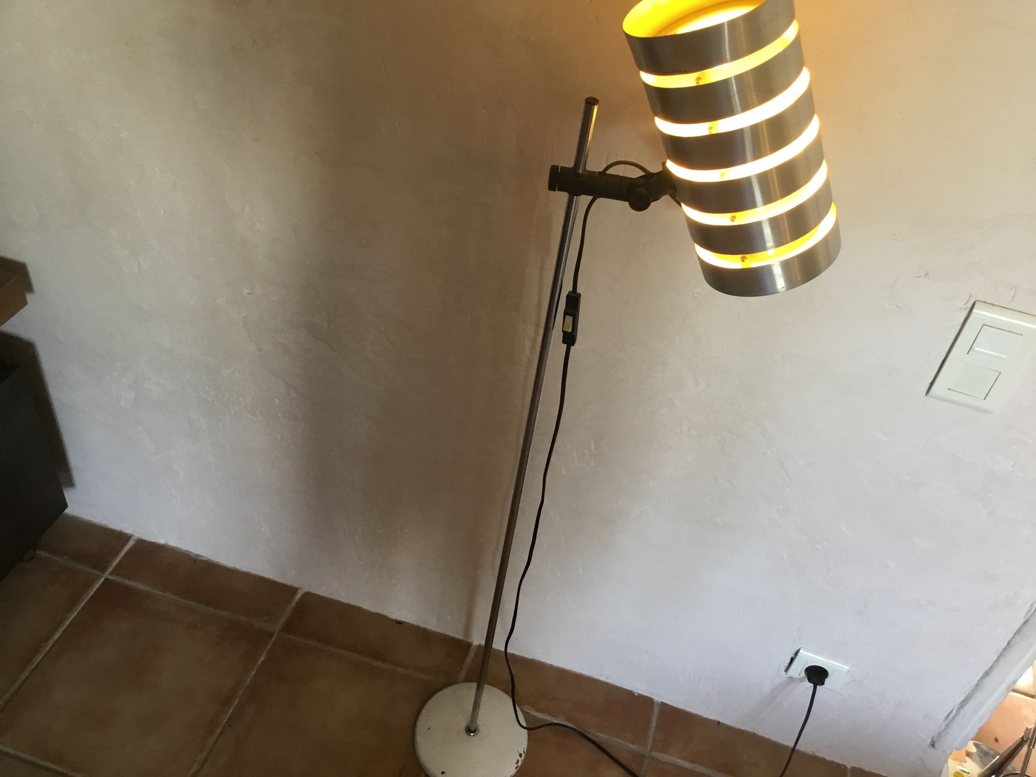 Vintage lamp design Raak in aluminum