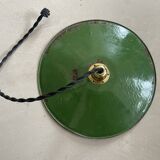 Workshop suspension in old enamelled sheet metal