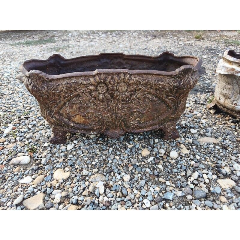 Pair of cast iron planters from 1900 in Charleville - Mézières