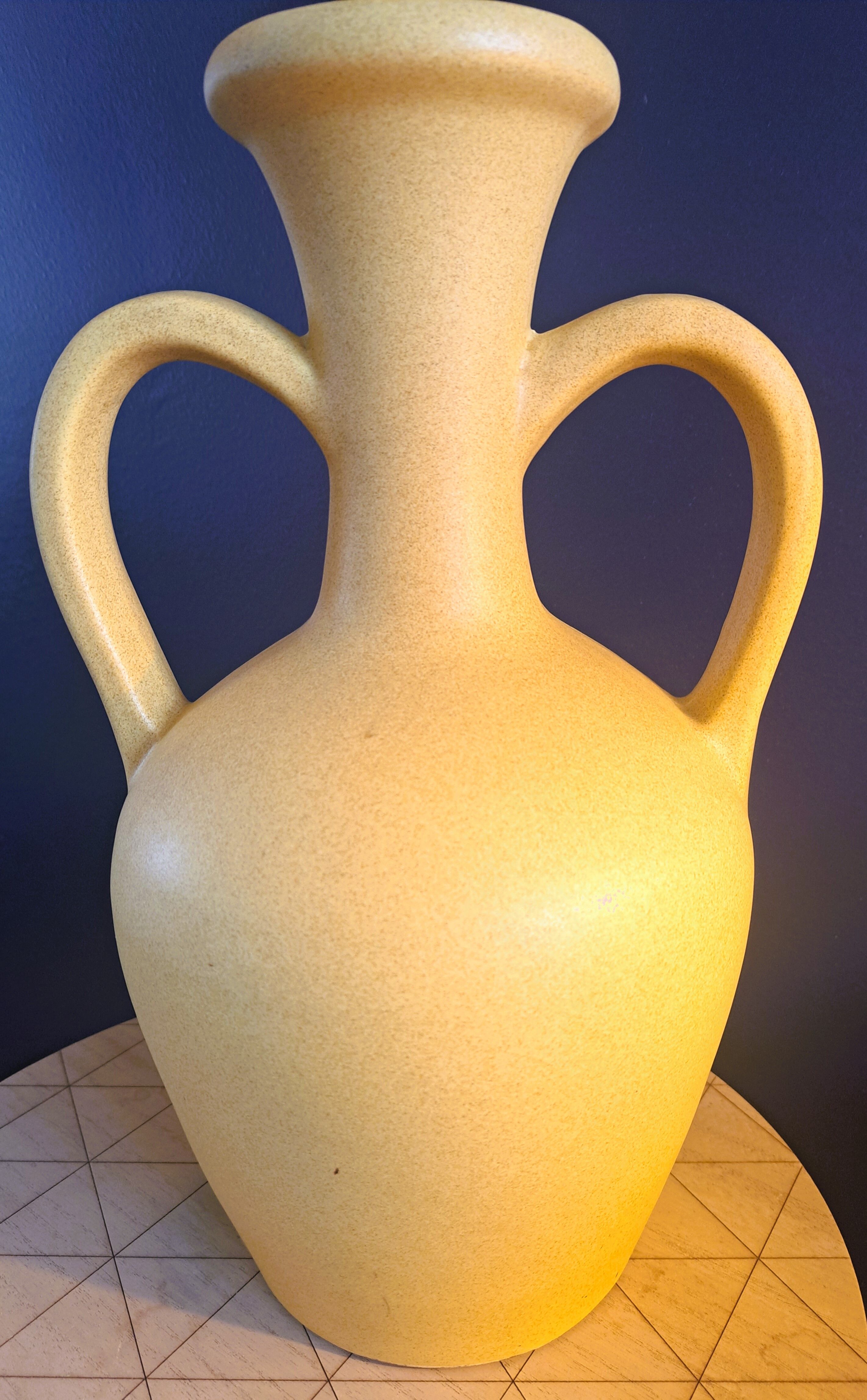 Ceramic vase